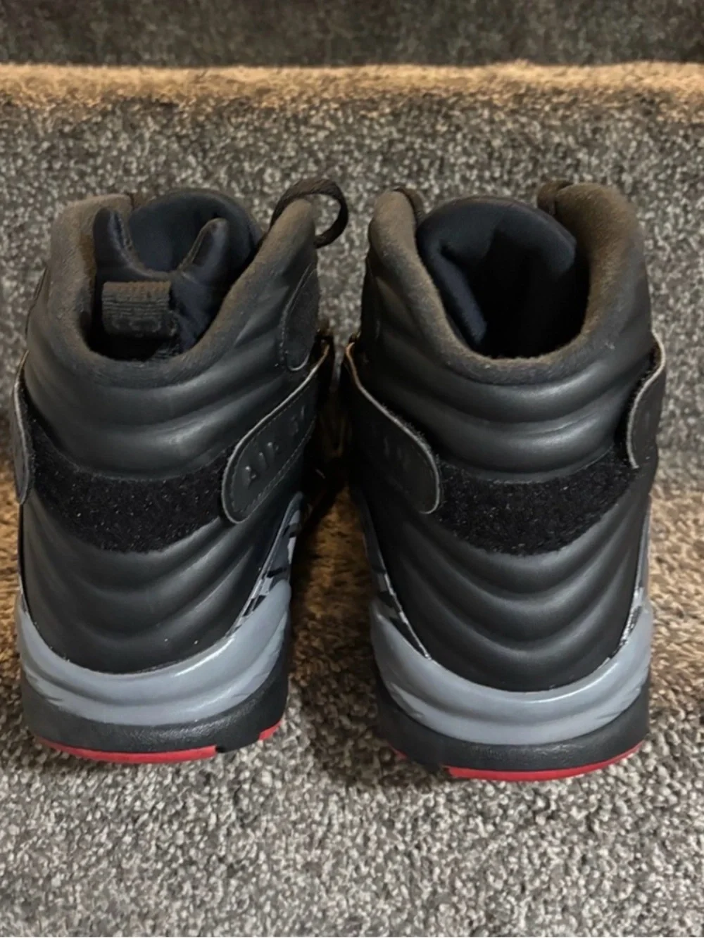 Air jordan retro 8 authentic in great condition